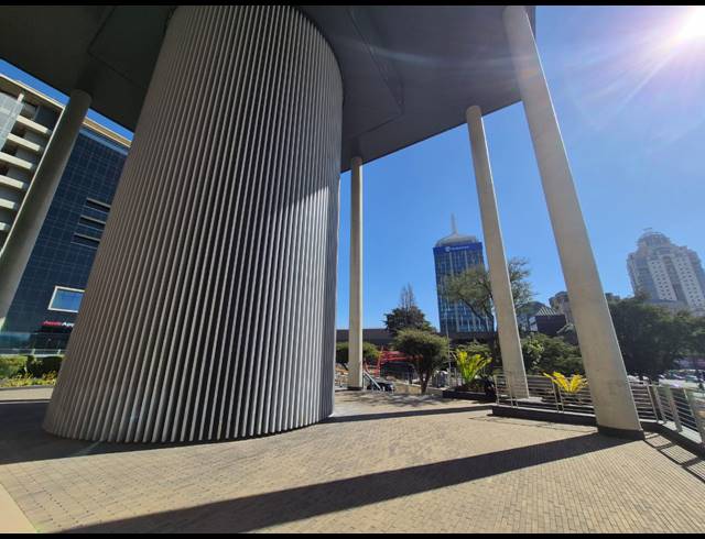 1,236M² OFFICE TO LET IN SANDTON CENTRAL